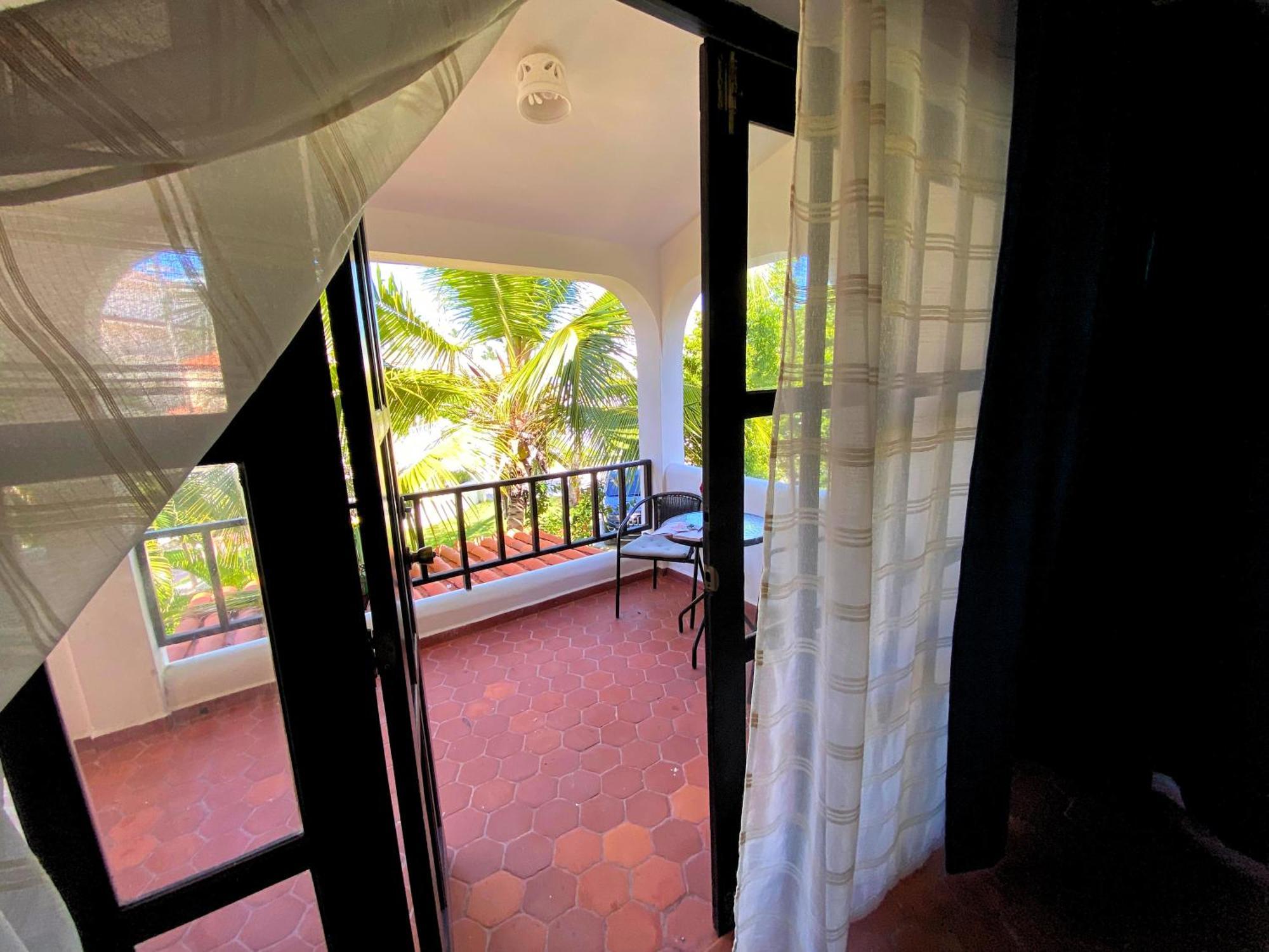Caraibico Deluxe Beach Club & Spa Hotel ปุนตากานา ภายนอก รูปภาพ